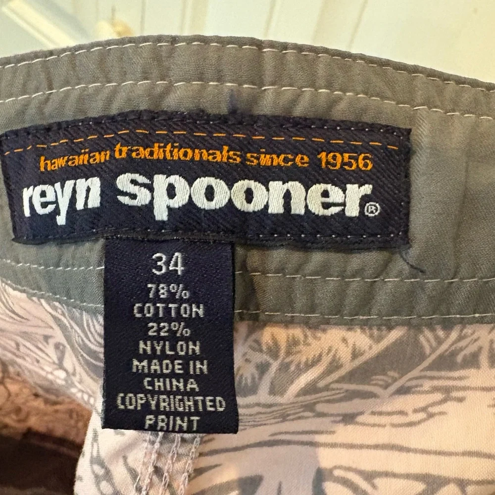 Reyn Spooner Pink And Gray Swim Trunks Size 34‎